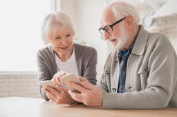 Dowód osobisty i prawo jazdy w aplikacji mObywatel to spore ułatwienie. Jak dodać dokumenty? [INSTRUKCJA]