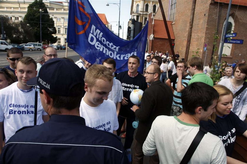 Bójka na wiecu Kaczyńskiego!