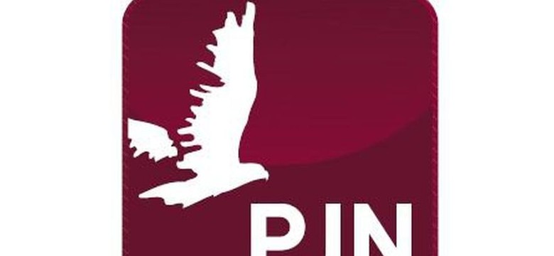 "Ptak ma oderwane skrzydło. Mam nadzieję, że to nie aluzja..."