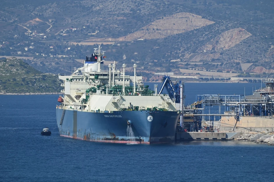 Situacija sa naftom i gasom bi postala još kritičnija ukoliko bi se zatvorilo i Crveno more