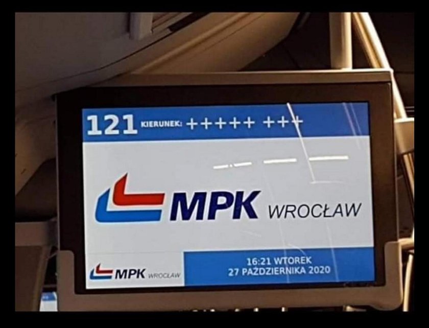 Wrocław: j***ć PiS w MPK podczas protestów Strajku Kobiet