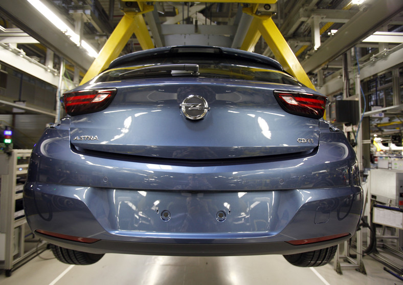 Production of Opel Astra
