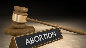 MZ: Aborcja jest legalna w sytuacji zagrożenia życia lub zdrowia kobiety