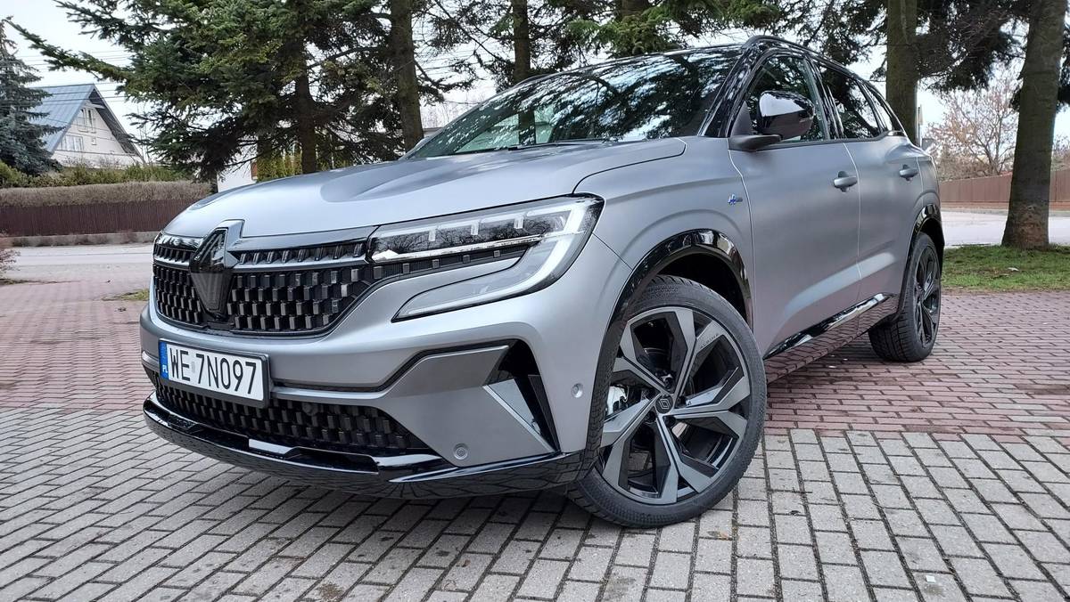 Renault Austral. Sprawdzimy go podczas testu długodystansowego