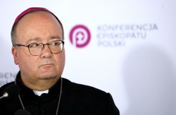 Doradca papieża Franciszka: Księża powinni mieć możliwość zawarcia małżeństwa