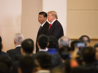 Problemy Chin, na czele których stoi Xi Jinping, są pochodną wojny celnej z USA, pod przywództwem Donalda Trumpa