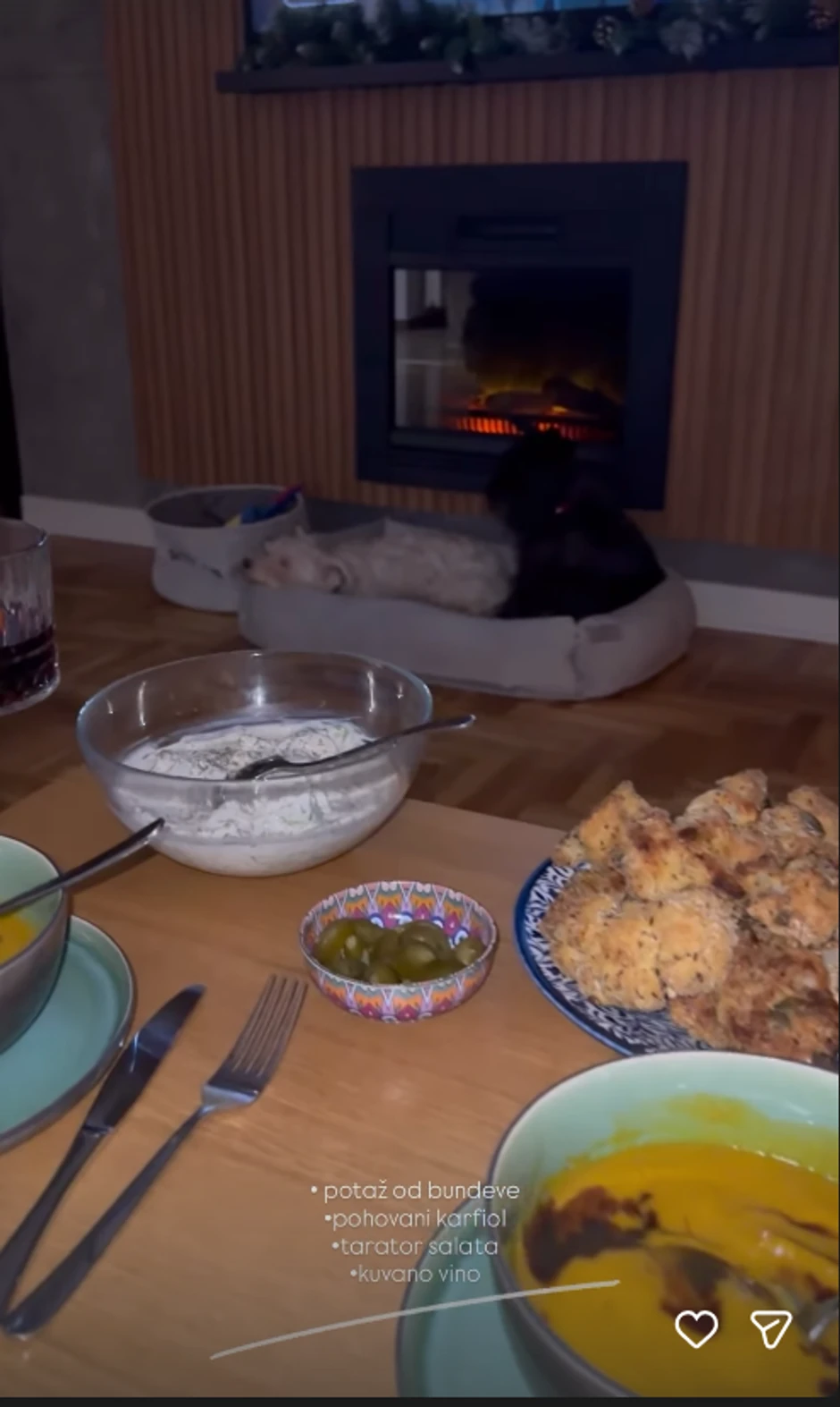 Filip Mitrović podelio fotografije iz doma