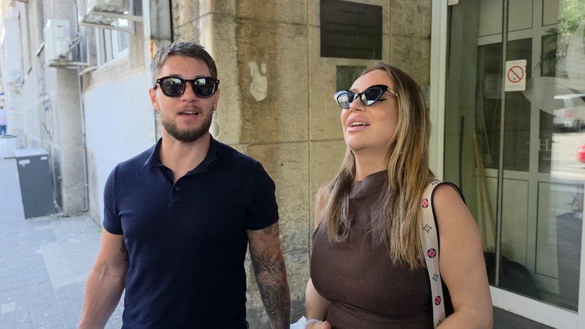 Joca Stefanović izveo ženu i sina iz porodilišta