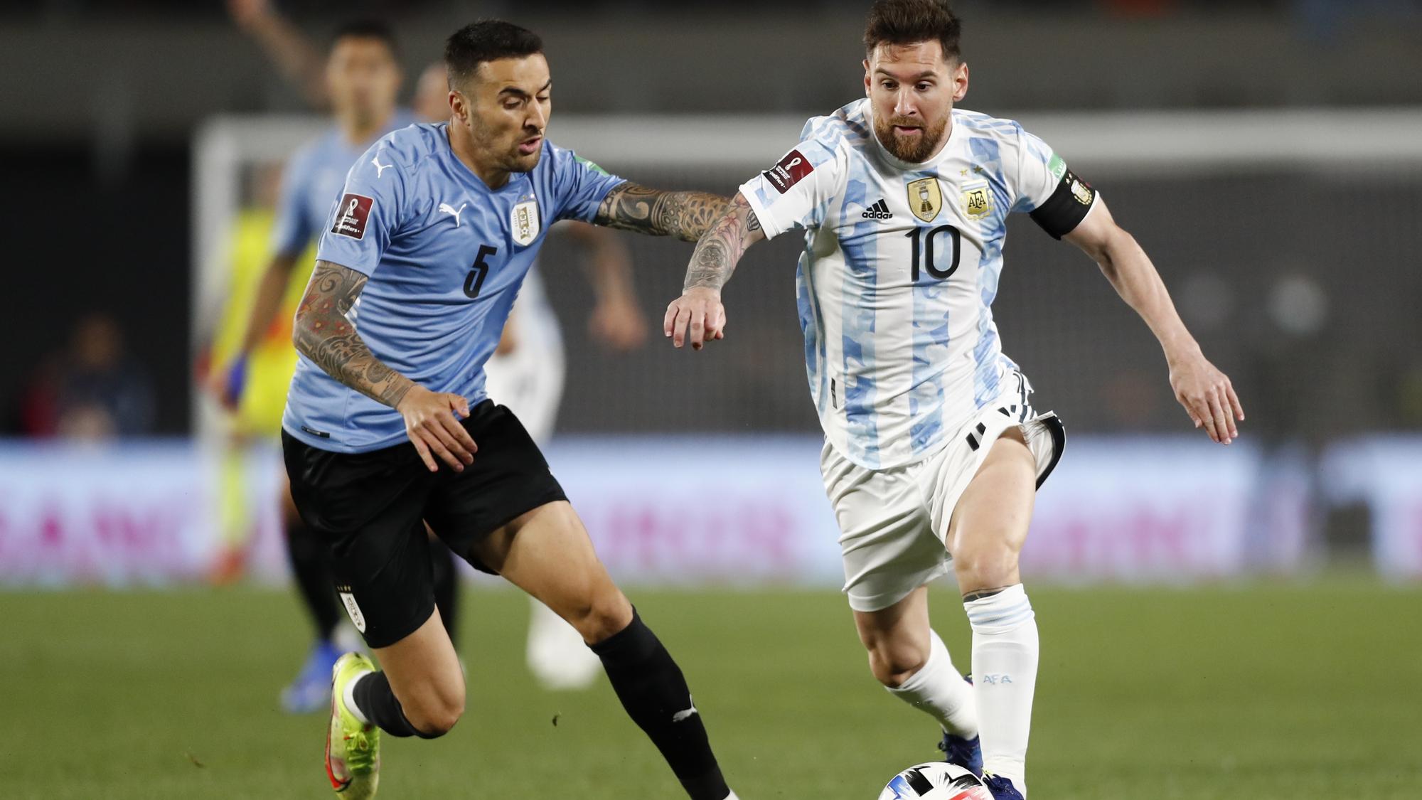 VIDEO: Výhru Argentíny nad Uruguajom odštartoval Messi, Brazília prvýkrát  zakopla