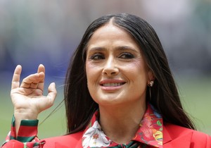 Salma Hajek na otvaranju Svetskog prvenstva u fudbalu