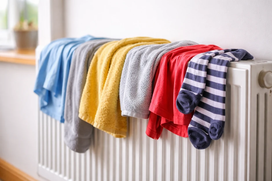 Sušenje veša na radijatoru