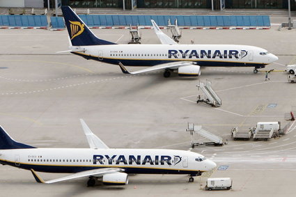 Ryanair zawiesza kolejne loty. Znikają niektóre rejsy z polskich lotnisk