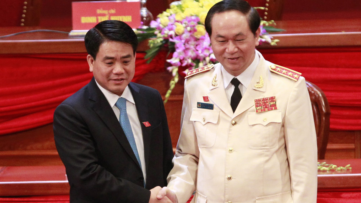 Zakończony dziś zjazd Komunistycznej Partii Wietnamu wybrał dotychczasowego lidera 71-letniego Nguyeana Phu Tronga na stanowisko szefa partii. Zdaniem ekspertów oznacza to umocnienie pozycji Tronga, który opowiada się za bliską współpracą z Chinami