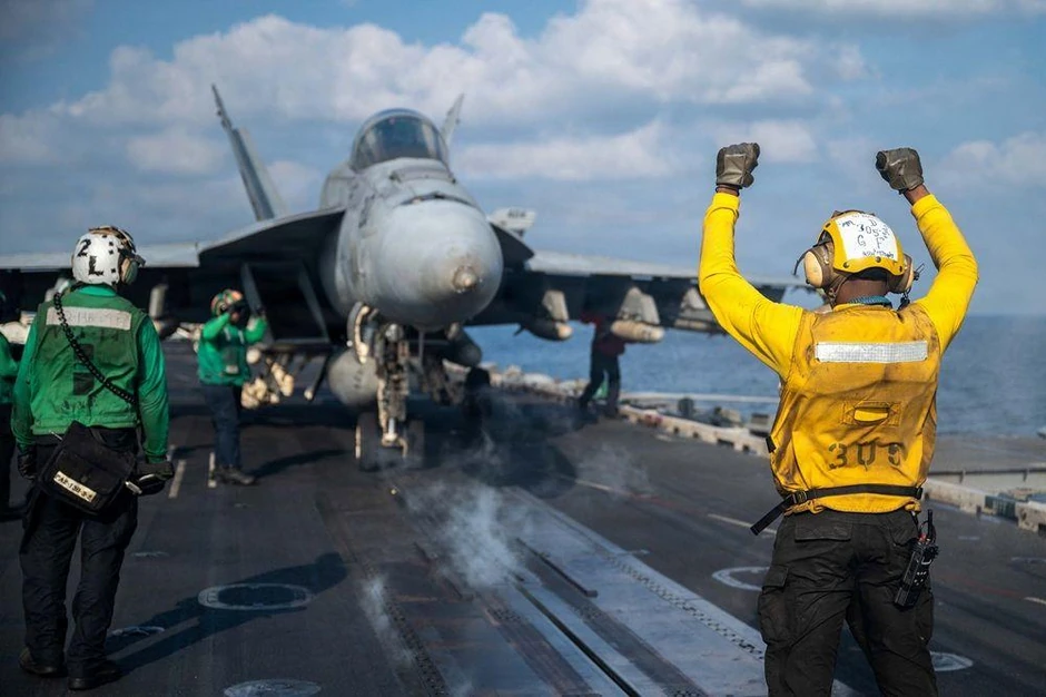 BBC | Foto: Navy/Handout via REUTERS