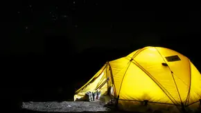 Die beliebtesten selbstaufblasenden Matten zum Zelten