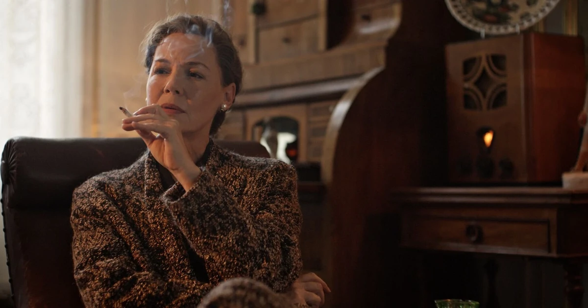 Kultowy film z Meryl Streep nie pokazał wszystkiego. Ten serial daje pełny obraz