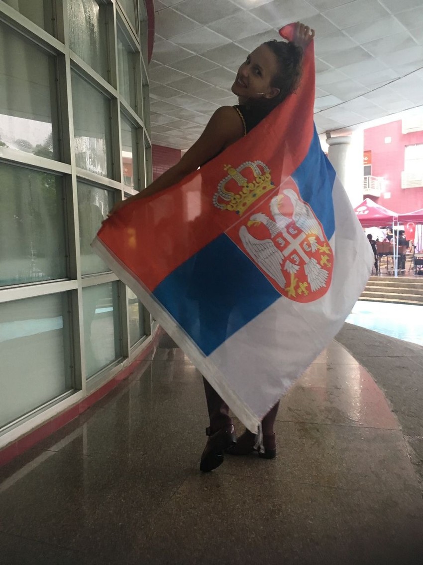 1728462499 stefani-diplomirala-fakultet-foto-privatna-arhiva2