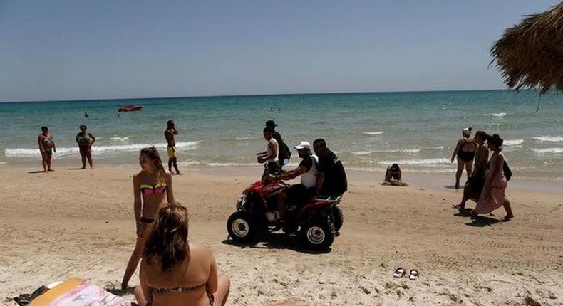 Foreign tourist visits to Tunisia fall by 21.5 pct in first half