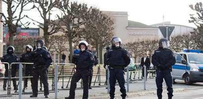 Uchodźcy zaatakowali policjantkę