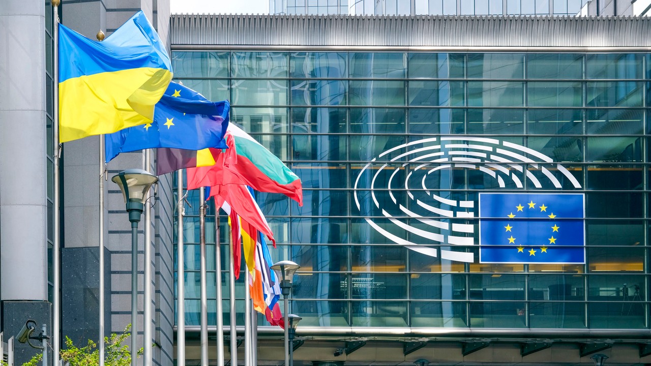Szykują się podwyżki w Parlamencie Europejskim. Nie wszystkim się to podoba. 
