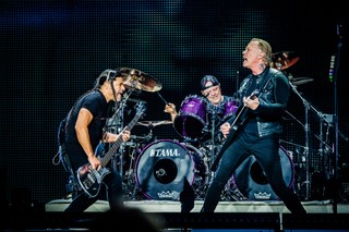 Metallica zachęca fanów, by zostali w domu i udostępnia całe koncerty [WIDEO]