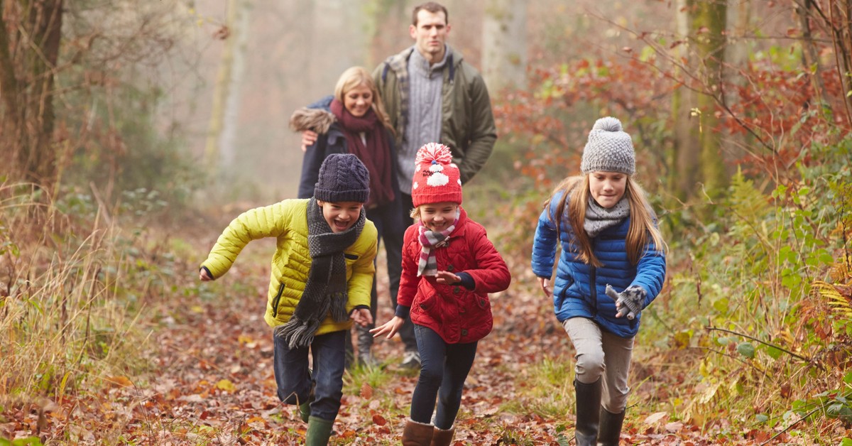 Karta Dużej Rodziny w 2025 i 2026 r. Do jakich zniżek uprawnia? [LISTA]