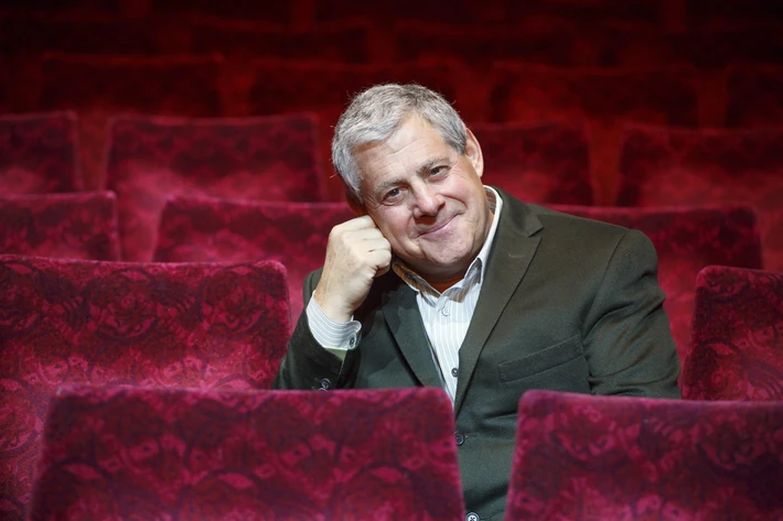 Cameron Mackintosh. Wartość majątku: 1,2 mld dol. Źródło majątku: Teatr. Kraj: Wielka Brytania