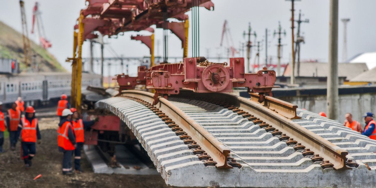 Planowane do budowy nowe odcinki torów prowadzących do CPK otrzymały status linii kolejowych o znaczeniu państwowych. Ma być ich łącznie 1600 km