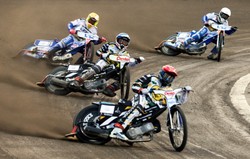 Emocje do ostatniego okrążenia. Unia jest już w play off [WYNIKI i TABELA]