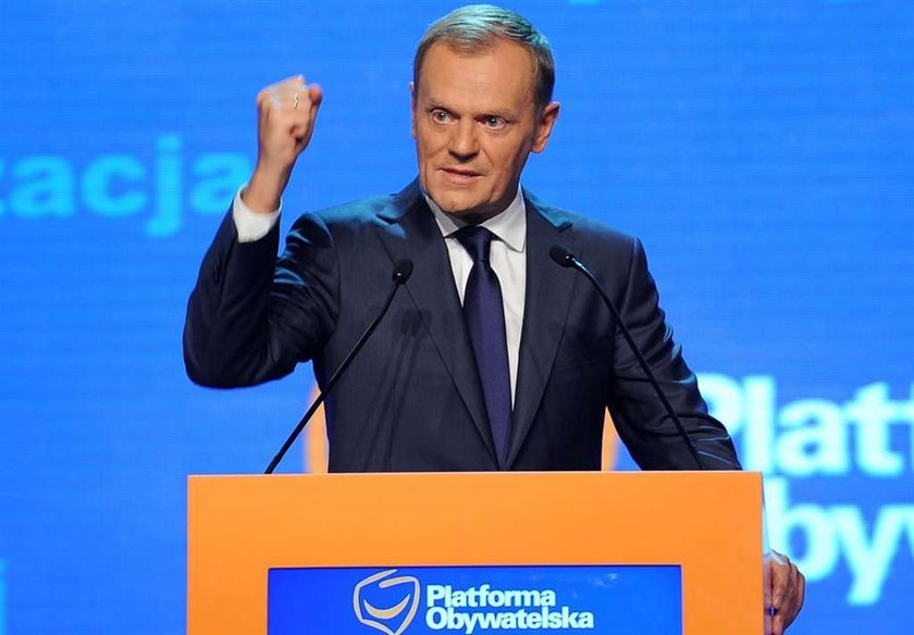 Tusk na razie nie wymienia ministrów