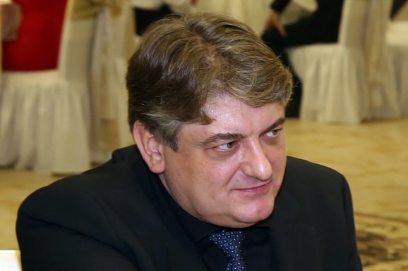 "ROĐENJE UNUKE JE SAMO DODATNO PRODUBILO JAZ IZMEĐU NJEGA I MARKA" Istina o odnosu bivšeg muža Dragane Mirković i njihovog sina: "Ne komuniciraju"