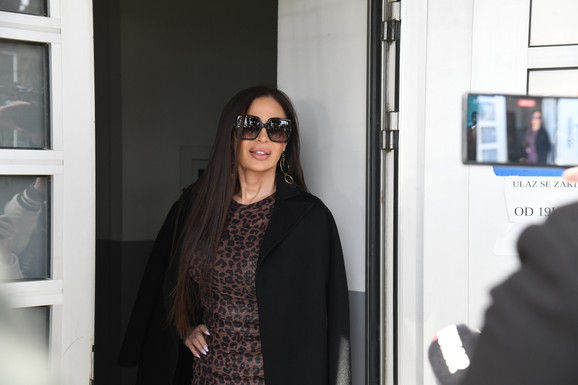 GUDELJ STIGAO U BEOGRAD BEZ ANASTASIJE Ceca otkrila detalje, pa pomenula MOĆNOG MUŠKARCA: "To nije ništa novo" (VIDEO)