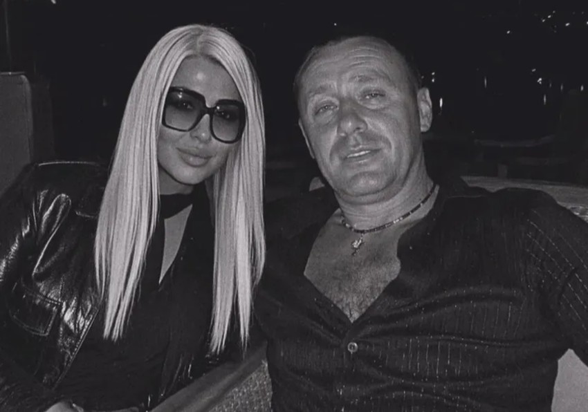 Nela Cakić sa izabranikom