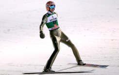 PŚ w skokach: Kubacki ósmy, Kot, Stoch i Hula jeszcze dalej. W Kuusamo najlepszy był Damjan