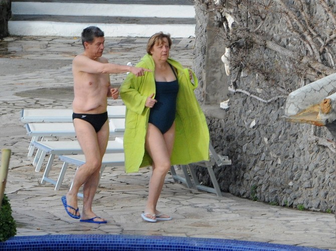 Angela Merkel sa suprugom
