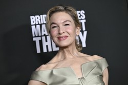 Zjawiskowa Renée Zellweger promuje "Bridget Jones: Szalejąc za facetem". Broni swojej bohaterki!