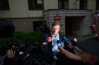 Romanowski wyszedł na wolność. Sąd w nocy zdecydował