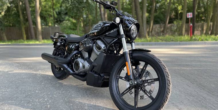 Harley-Davidson Nightster to tańszy brat Sporstera S. Rzuca rękawicę "japończykom" 