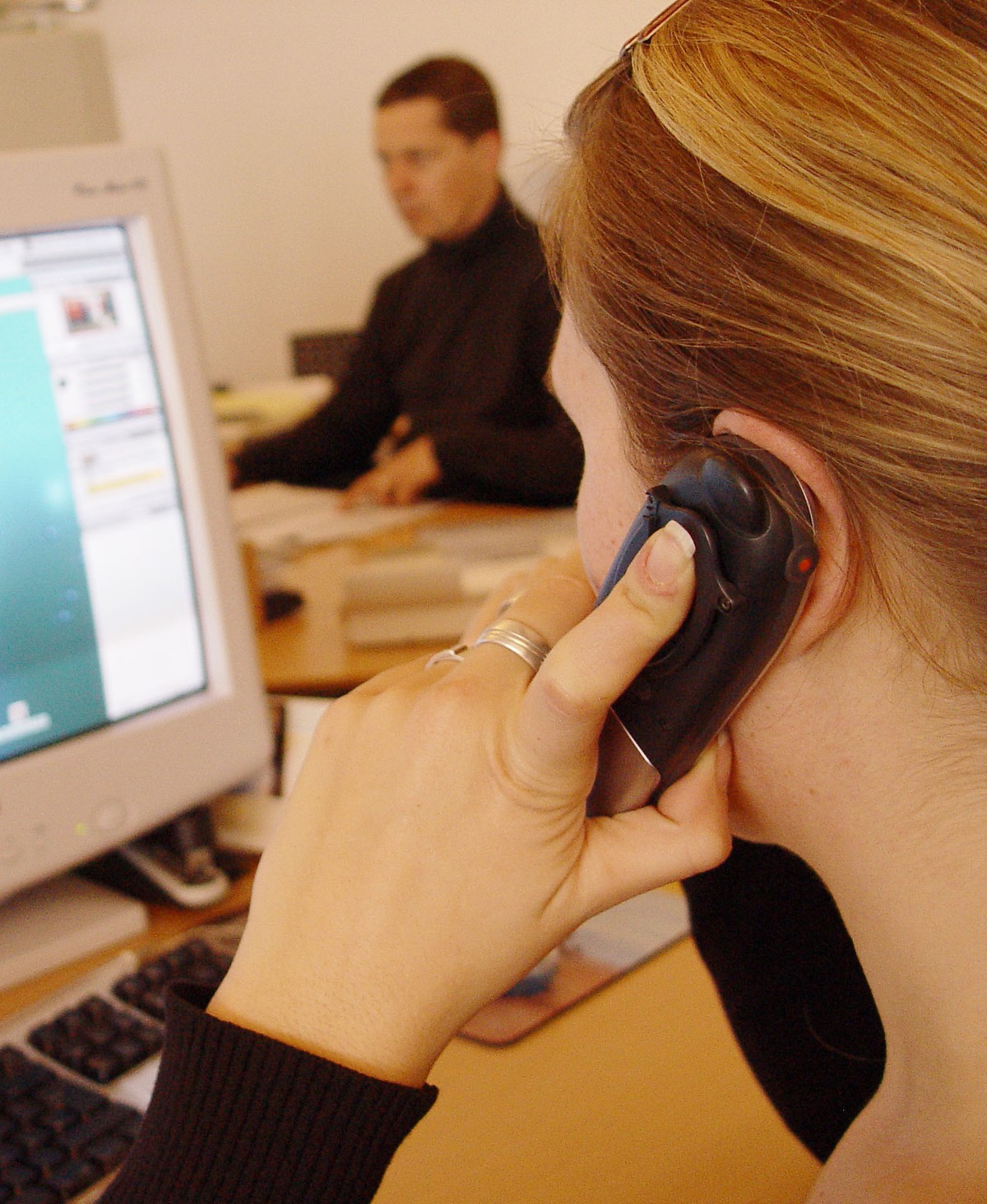 W zawodzie telefonicznego negocjatora, do którego obowiązków należy odzyskiwanie długów, najlepiej sprawdzają się ekonomiści.