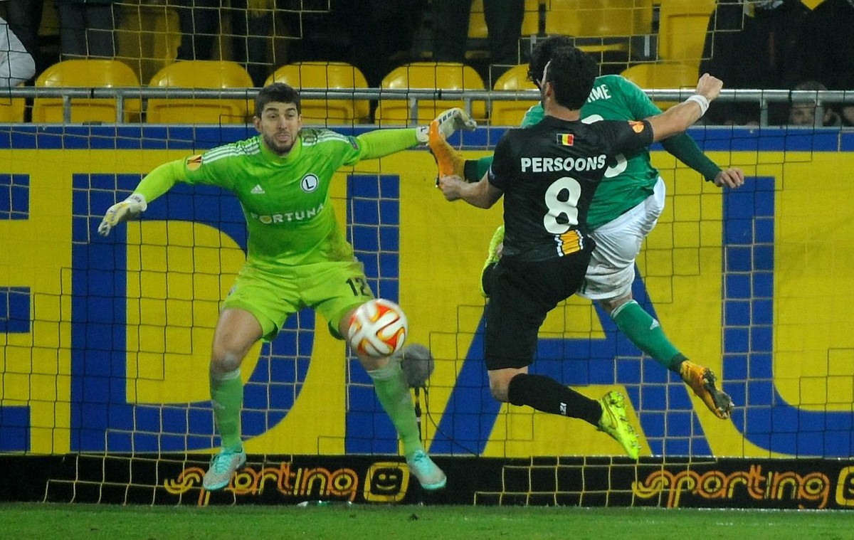 Liga Europy: Porażka Legii w Lokeren. 12 zespołów pewnych awansu. WIDEO