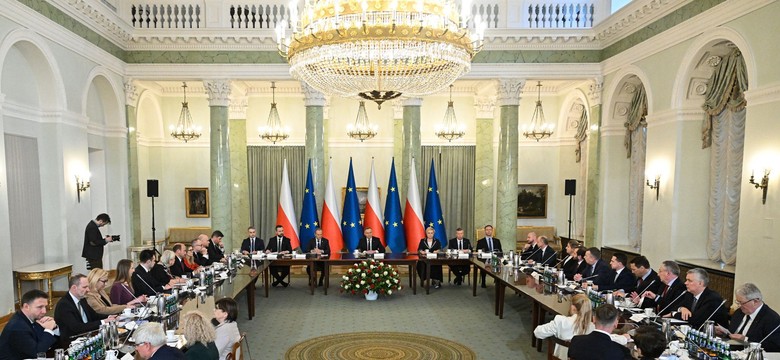 Mastalerek o "przemianie" Tuska: Gdy wyłączono kamery...