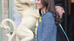 Księżna Catherine w "kontrowersyjnym" płaszczu / fot. Agencja BE&amp;W