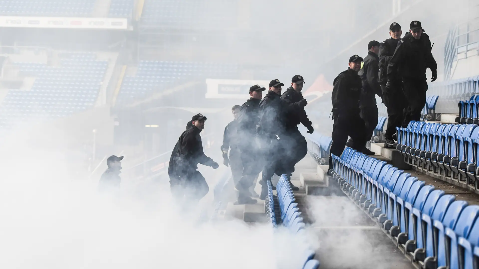 Ryzyko zamachu terrorystycznego w Warszawie. Jak się zachować w takiej sytuacji?