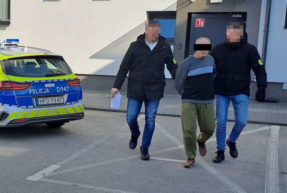 Za zabójstwo grozi mu nawet kara dożywotniego pozbawienia wolności.