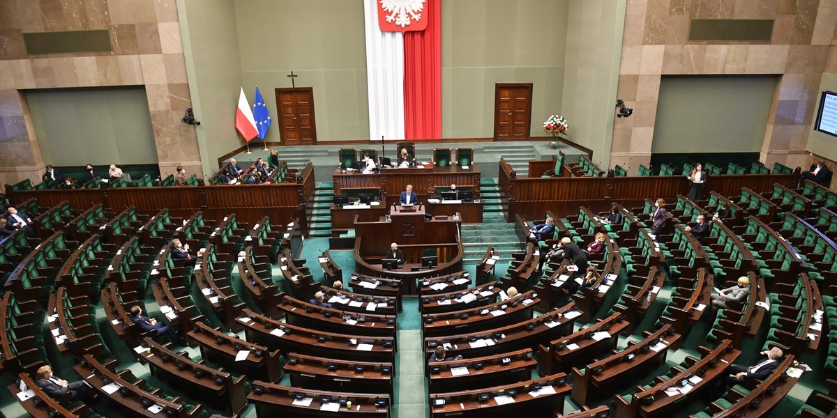 Według partii rządzącej Polski Ład to historyczna obniżka podatków, z którą do tej pory nie mieliśmy do czynienia