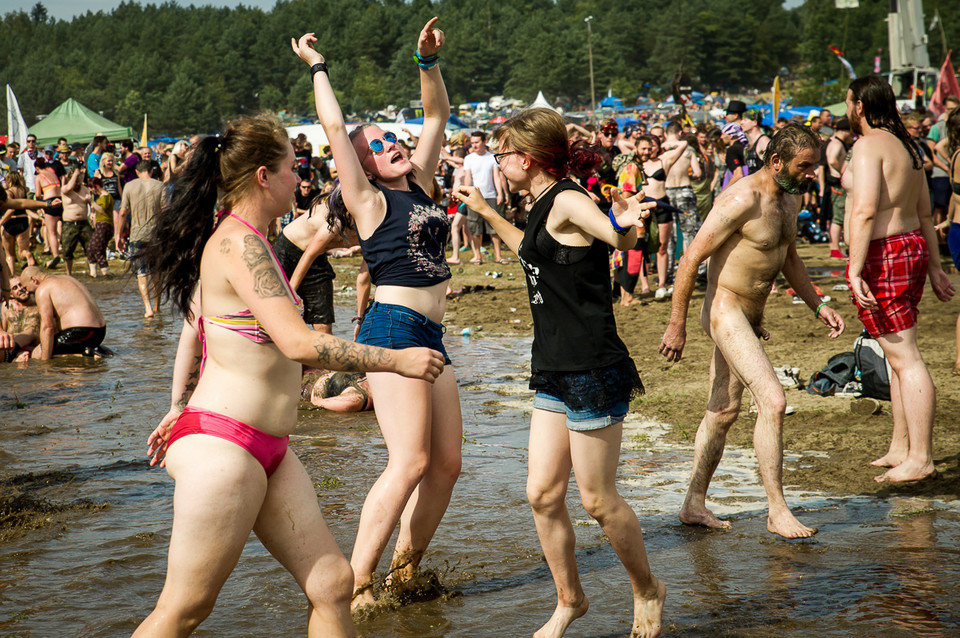 Przystanek Woodstock 2017 - zabawa w błocie