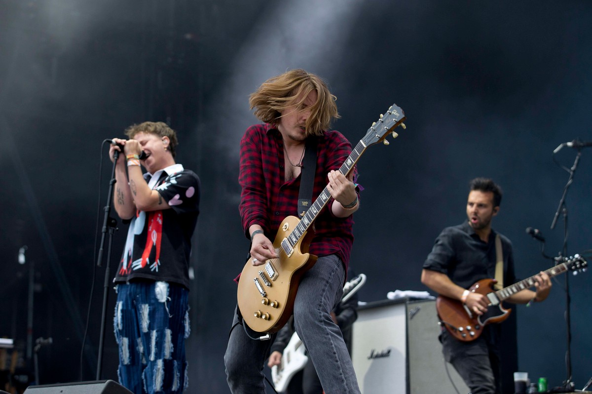 Nothing But Thieves