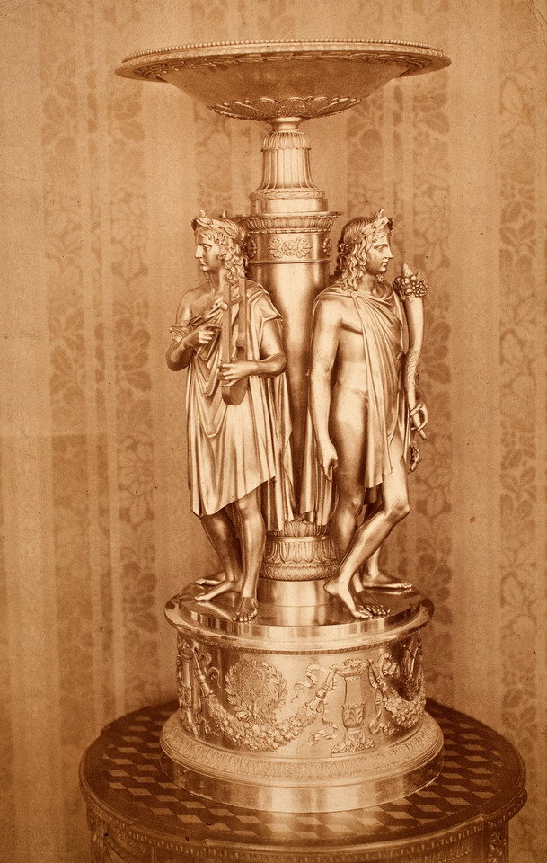 Patera z alegoriami, ok. 1800. Brąz, złocenia, wym.nieznane