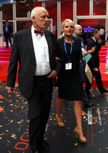 Korynna Korwin-Mikke, córka Janusza Korwin-Mikkego