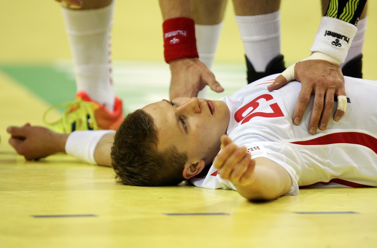 Skandal na ME. Służby medyczne nie spieszyły się pomóc Łucakowi